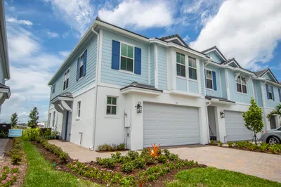 171 SE Birch Terrace 1