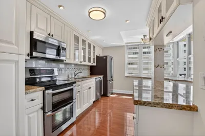 1180 S Ocean Boulevard #3f 1