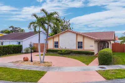13220 SW 38th Ter 1