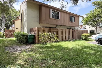 11313 SW 109th Rd #61-B 1