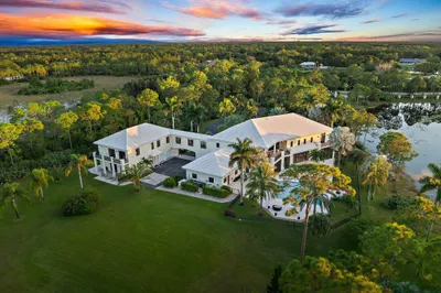 2494 SE Ranch Acres Circle 1