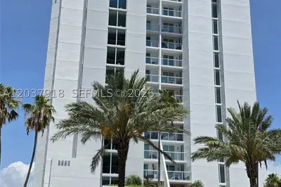 5880 Collins Ave #302 1
