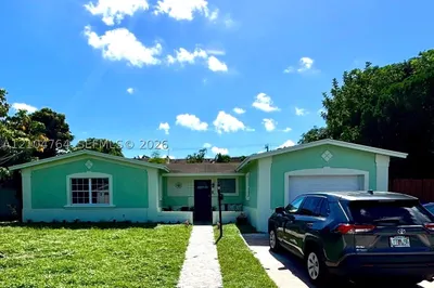 6472 SW 10th Ct 1