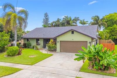 150 SW 127th Ave 1