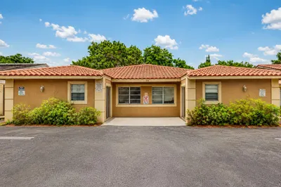 4125 WOODSIDE Drive #4 1