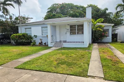 2724 SW 36th Ave 1