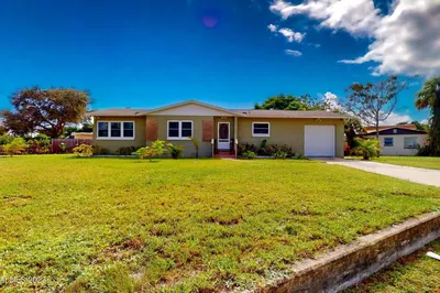 1326 Sun Circle E 1
