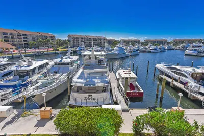 2601 Marina Isle Way #303 1