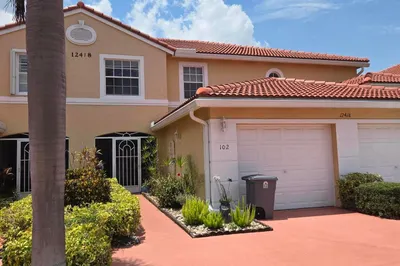 12418 Crystal Pointe Drive #202 1