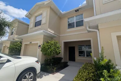 2900 NW Treviso Circle 1