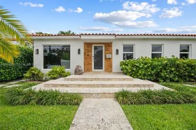39 Montilla Ave 1