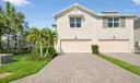 5624 SE Edgewater Circle Photo
