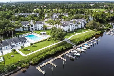 2508 SE Anchorage Cove #D-2 1