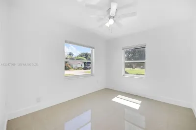 555 NW 90th St #. 1