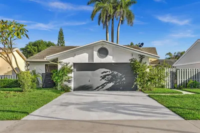 82 Baytree Circle 1