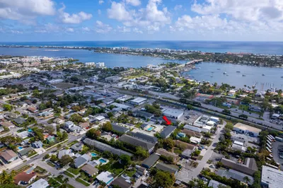 324 W Pine Street #11 1