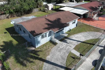 2453 NW 175th St 1