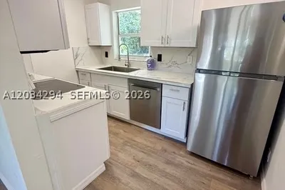 530 Mentone Rd 1