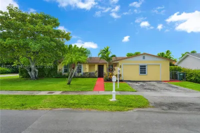 12900 SW 81st St 1