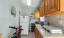 104 E 58th St Photo