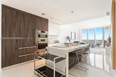 851 NE 1st Ave #4106 1