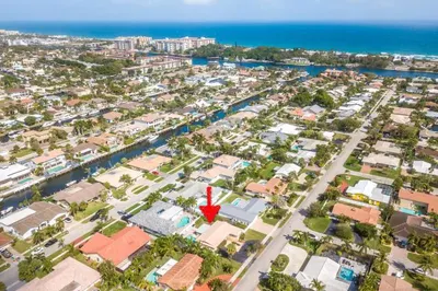 2741 NE 45th Street 1