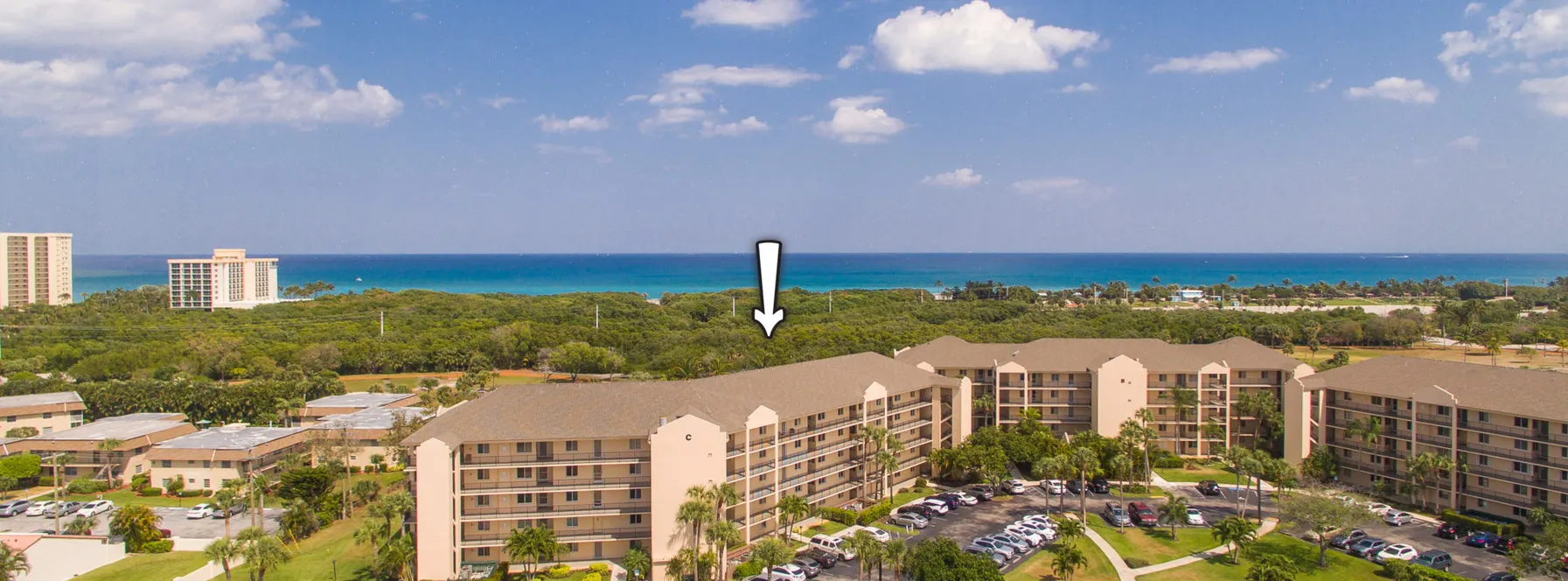 Just Listed | Beautiful in Jupiter Bay | 275 Palm Avenue #C-105