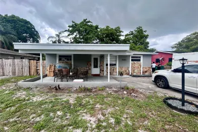 4161 SW 56th Ter 1