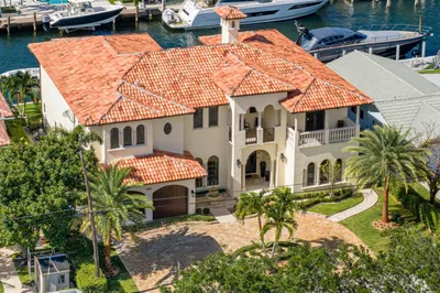 Stunning Mediterranean-style Timeless Architecture