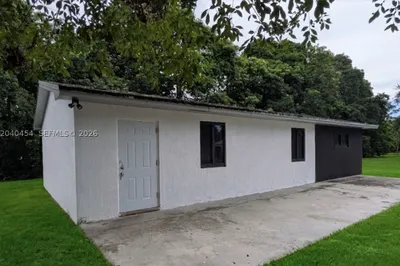 3450 SW 132nd Ave #2 1