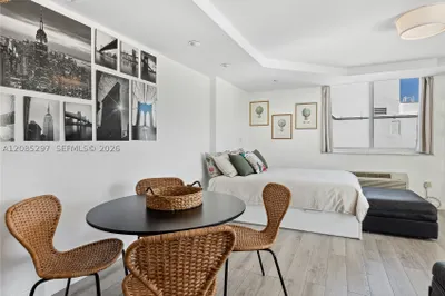 1255 Collins Ave #508 1