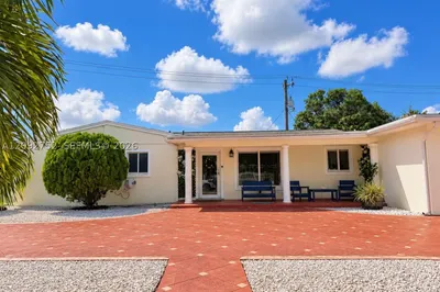 4300 NW 183rd St 1