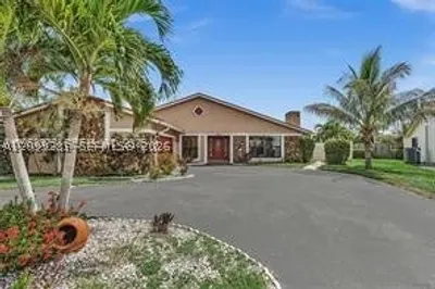7480 NW 37th Ct 1