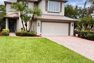 3736 NW Deer Oak Drive 1