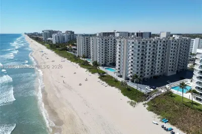 3215 S Ocean Blvd #804 1