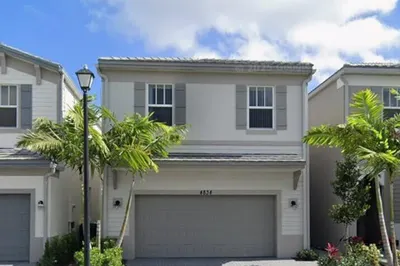 4834 NW 48th Terrace 1