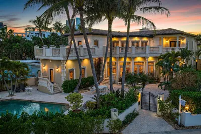 1017 N Flagler Dr-9