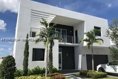 10125 NW 75 Terr 1