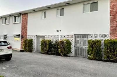 1717 Rodman Street #18 1