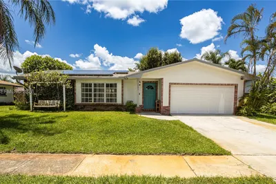 7940 NW 9th St 1