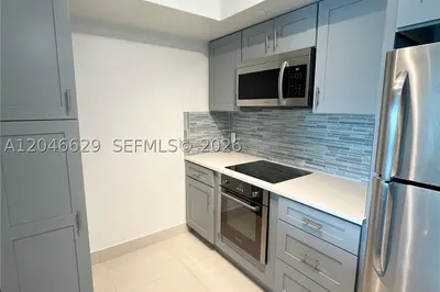 1723 SW 2nd Ave #801 1