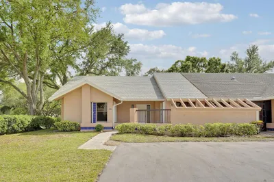 10940 Lake Front Place 1