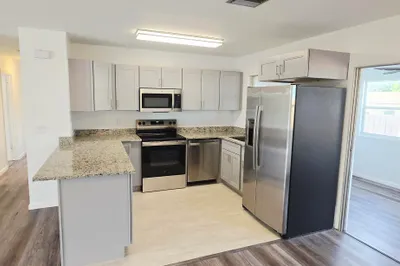 2331 NE 15th Court 1