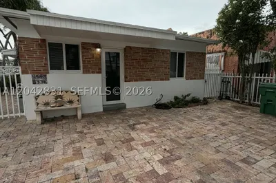 3115 NW 23rd Ave 0 1