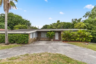 2155 NE Miami Gardens Dr 1