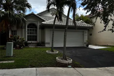 2990 NW 68th Avenue 1