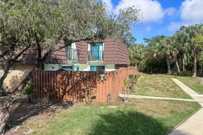 6057 SE Riverboat Drive #824 1
