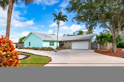 611 East Drive 1