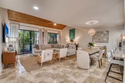 216 Old Meadow Way