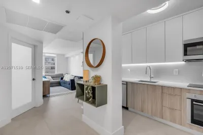 100 Lincoln Rd #539 1